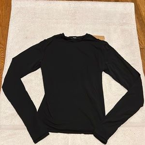 SKIMS Fits Everybody Long Sleeve T-shirt